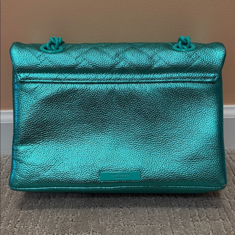 Kurt Geiger London Metallic Quilted Kensington Drench Purse - Picture 16 of 16